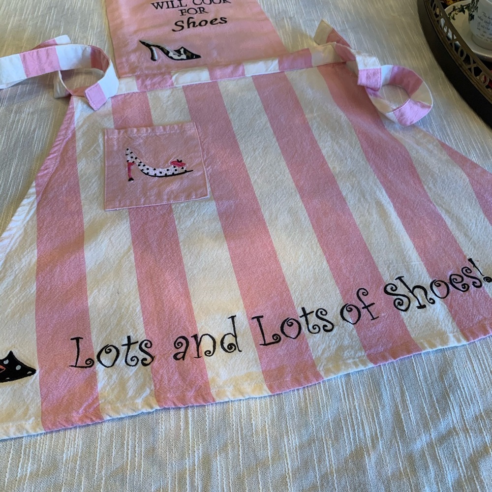 Apron βsays it allβ - Picture 2 of 5